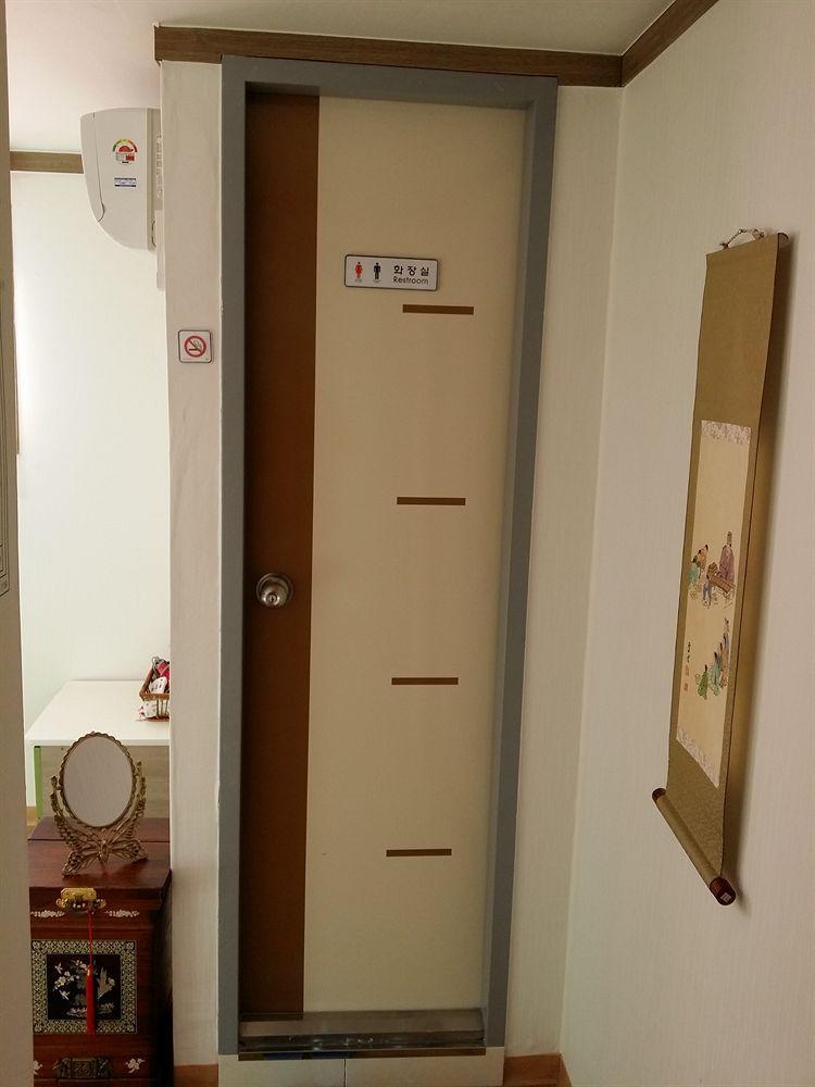 Feliz Guesthouse, Seoul Station Eksteriør billede