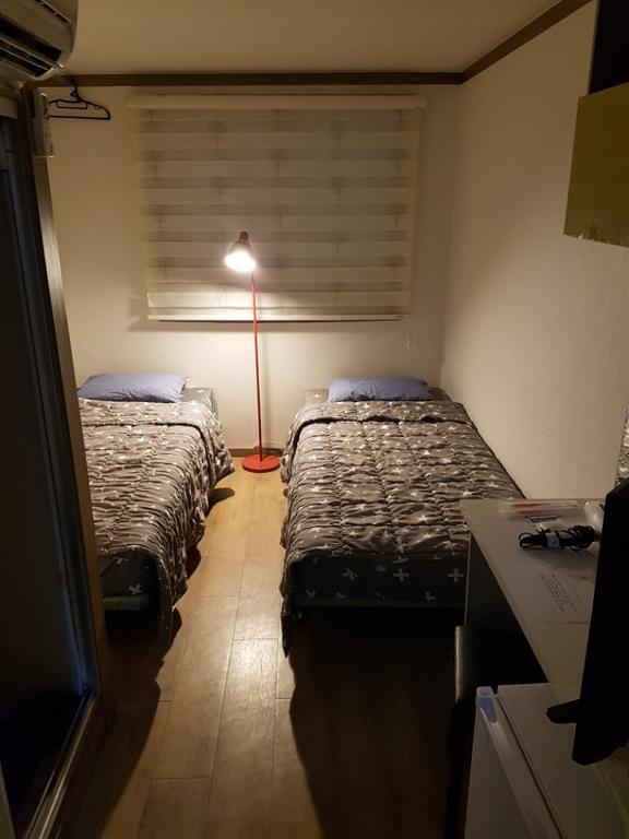 Feliz Guesthouse, Seoul Station Eksteriør billede